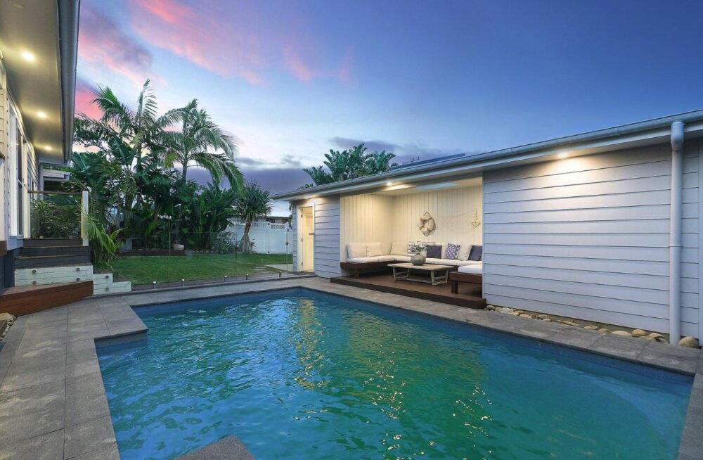 Azure Palms Family Beach Holiday Bliss in Long Jetty